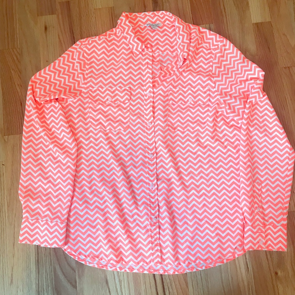 American Eagle Orange Chevron Button Down